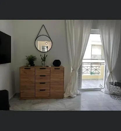 Sofenias Cosy Apartment Loutraki  Exterior photo